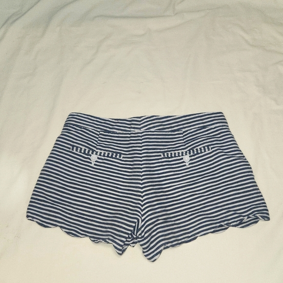 Women's Club Monaco Shorts 2 - Picture 2 of 7